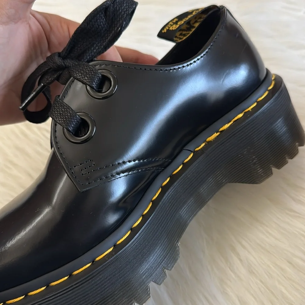 Dr. Martens excellent preowned
